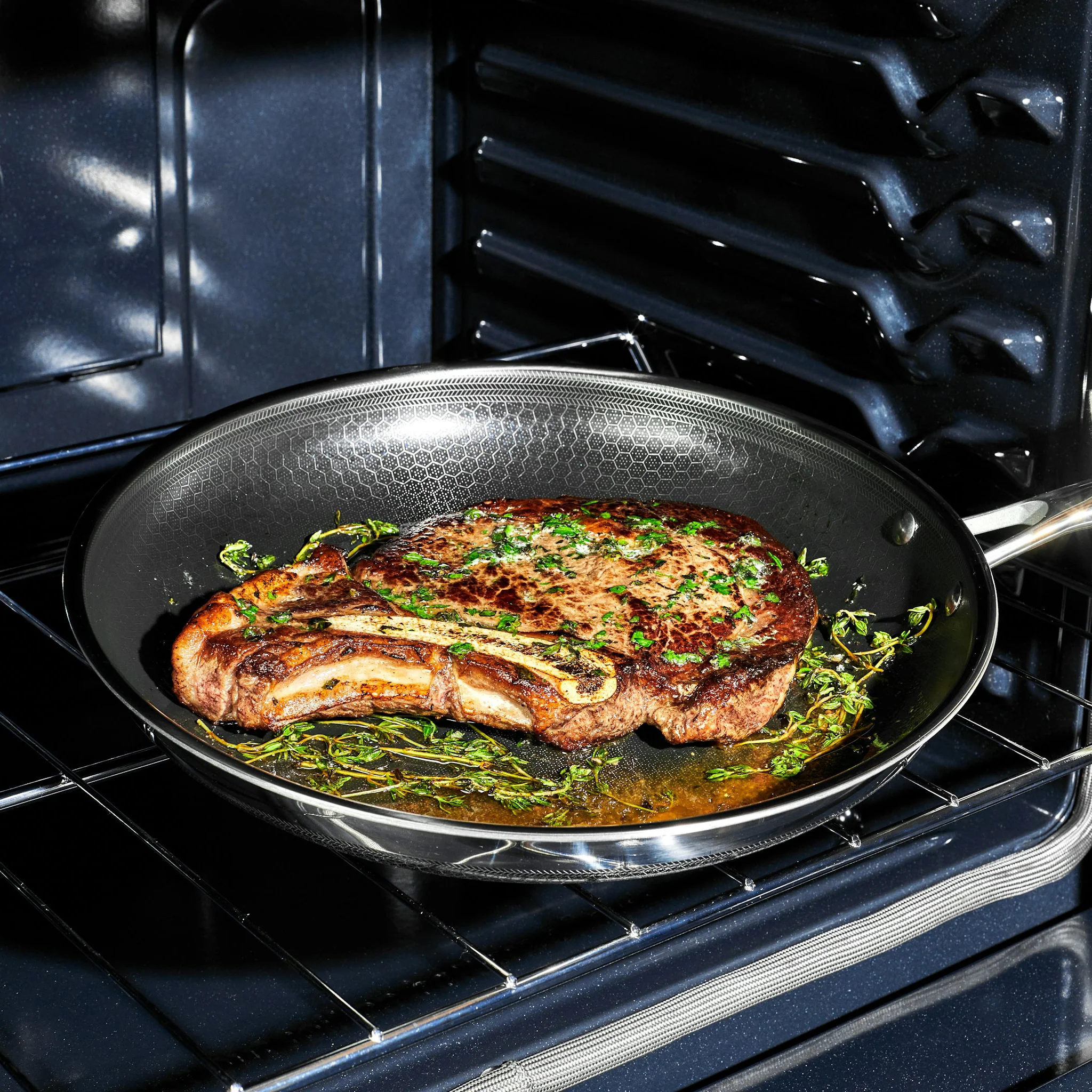 Hybrid Fry Pan with Lid, 12" - Image 8
