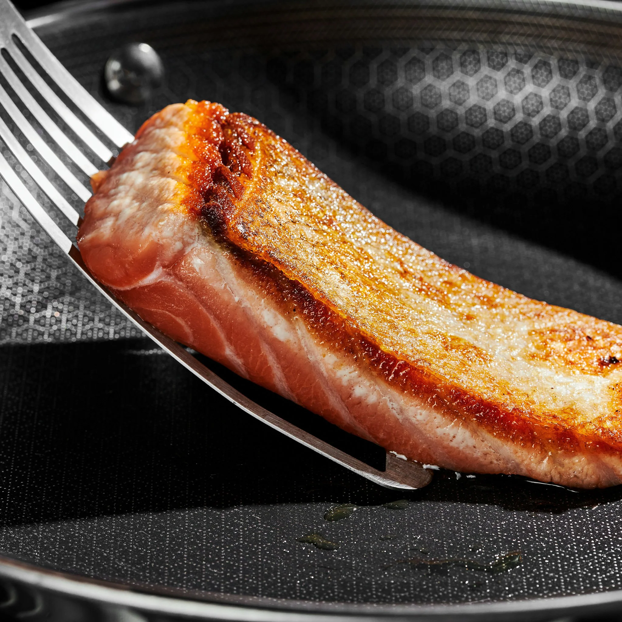 Hybrid Fry Pan with Lid, 8" - Image 7