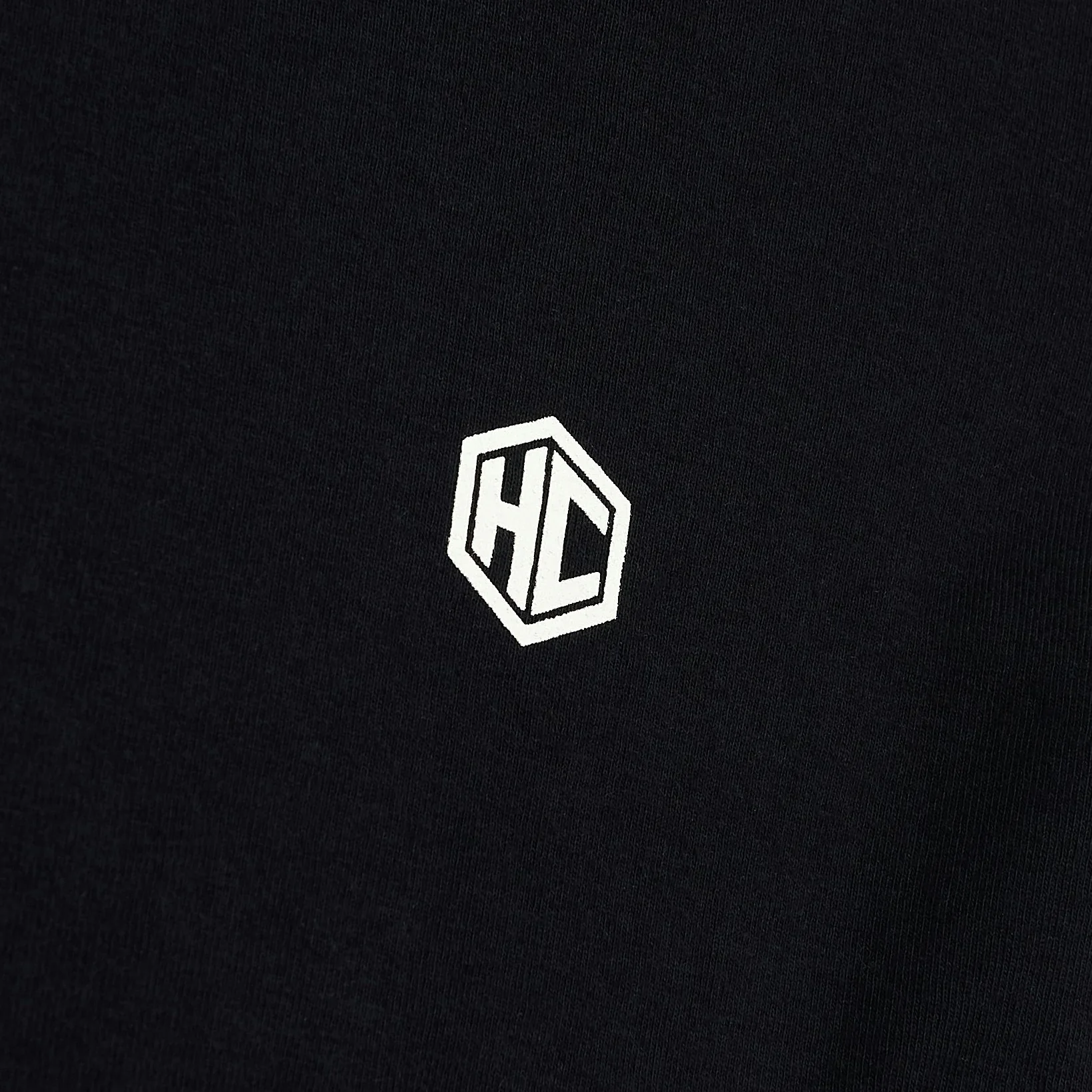 Classic Logo Badge Women's Cropped Tee - Image 4